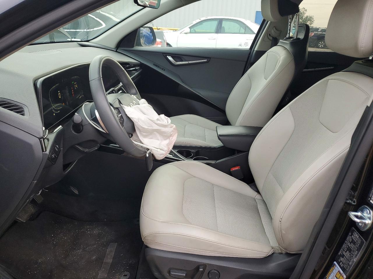 2024 Kia Niro Ex - Image 7