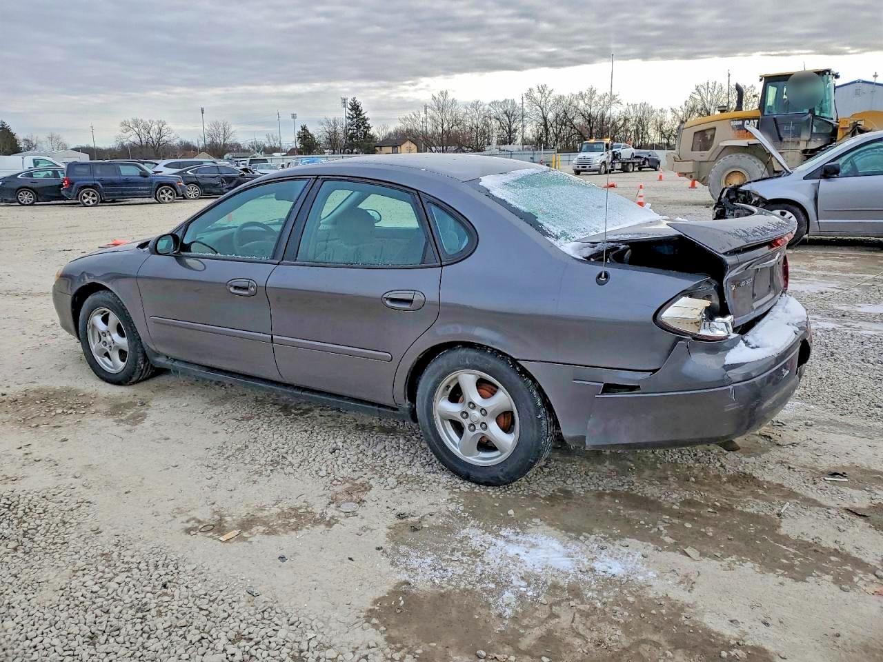 2003 Ford Taurus Ses - Фото 2