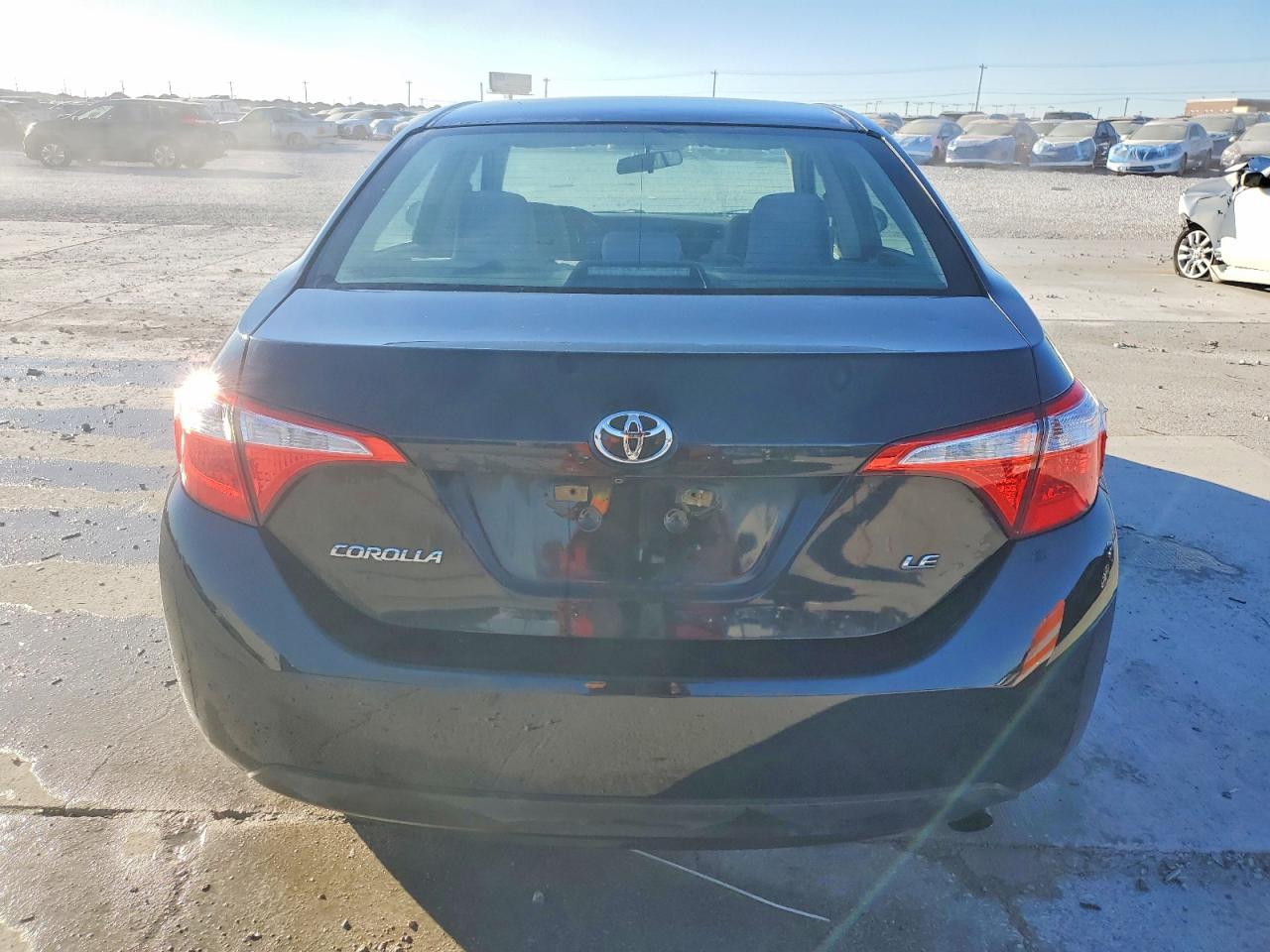 2015 Toyota Corolla Le - Фото 6