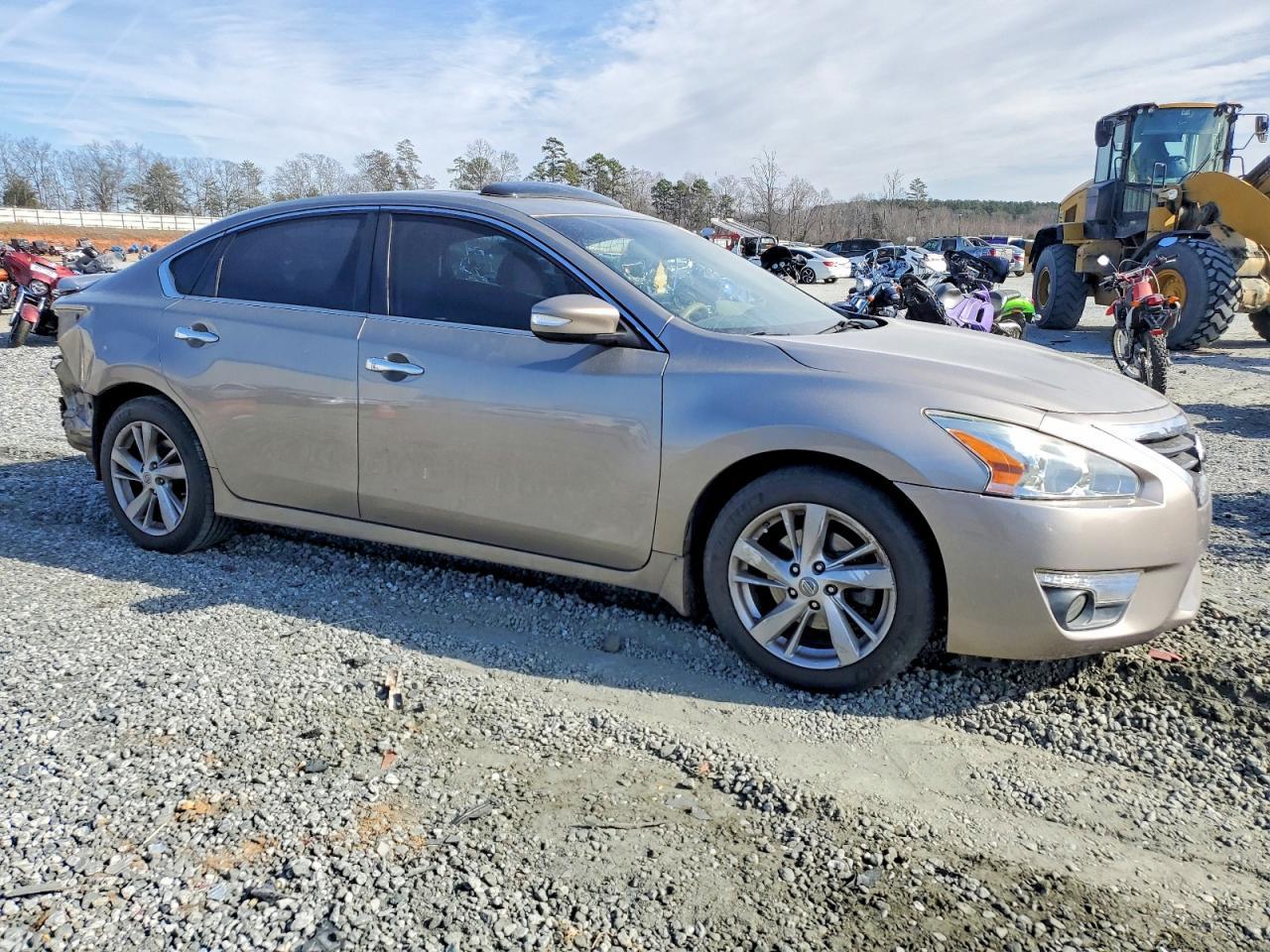 2015 Nissan Altima 2.5 - Image 4