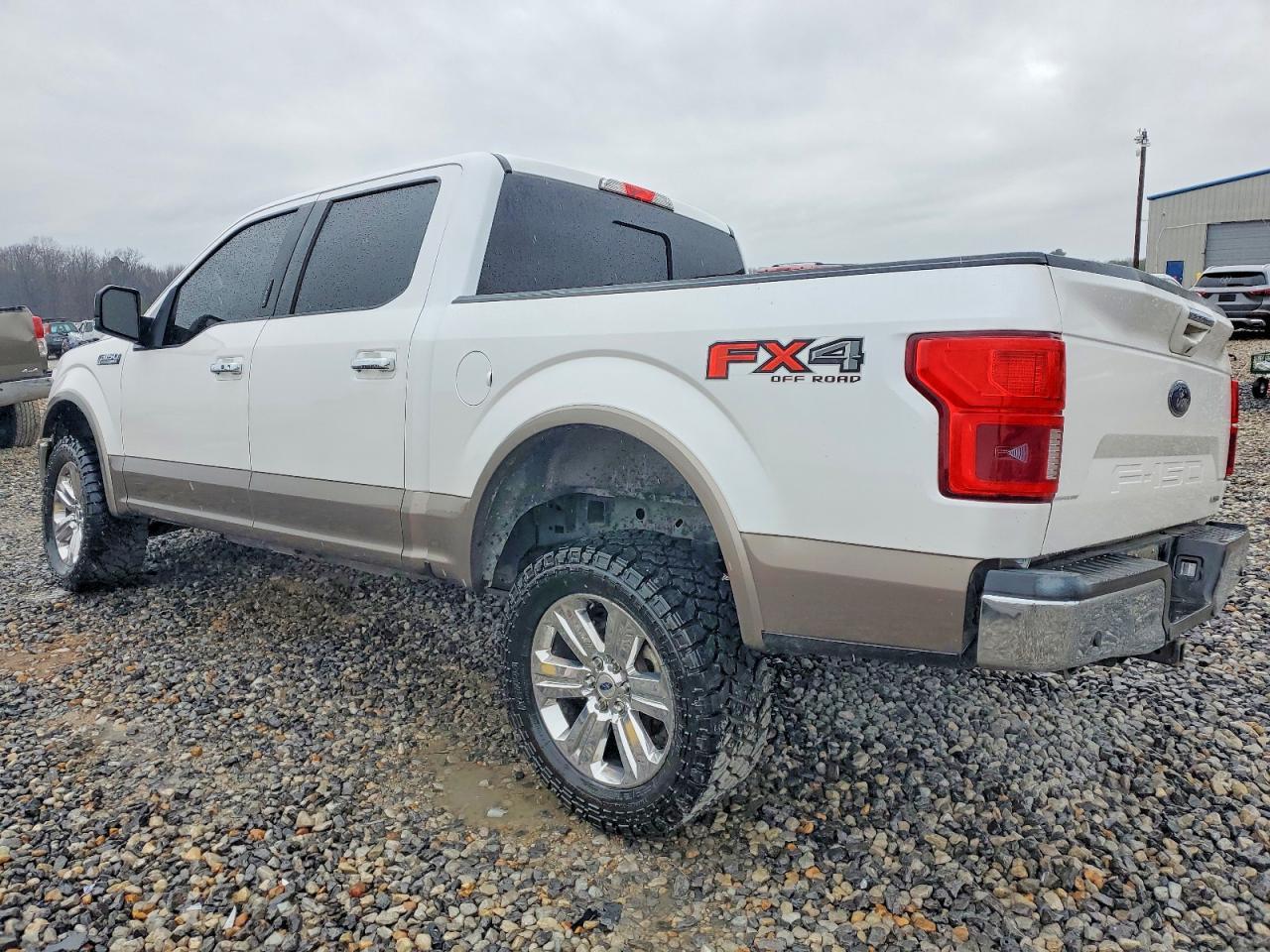 2018 Ford F150 Supercrew - Фото 2
