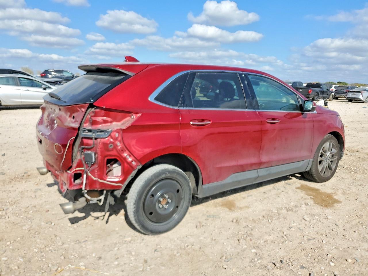 2016 Ford Edge Titanium - Фото 3