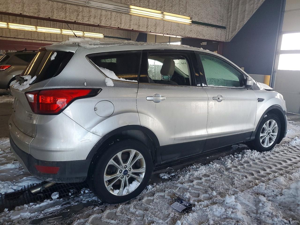 2019 Ford Escape Se - Image 3
