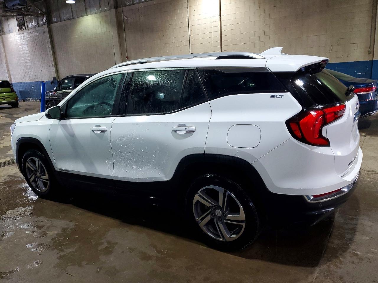 2019 GMC Terrain Slt - Фото 2