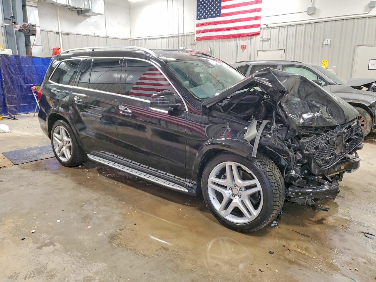 2016 Mercedes-Benz Gl 550 4Matic - Фото 4