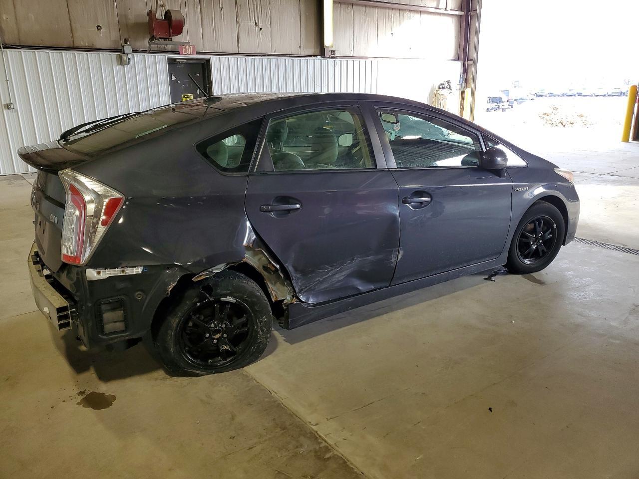 2013 Toyota Prius - Image 3