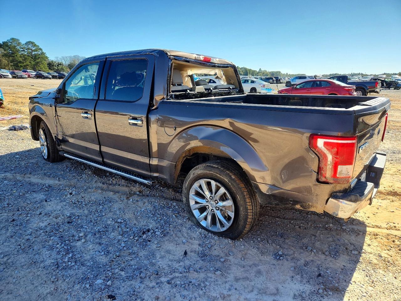2015 Ford F150 Supercrew - Фото 2