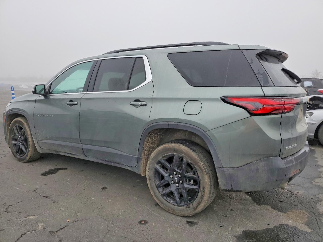 2023 Chevrolet Traverse Lt - Фото 2
