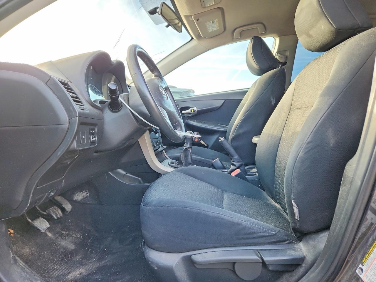 2009 Toyota Corolla S - Image 7