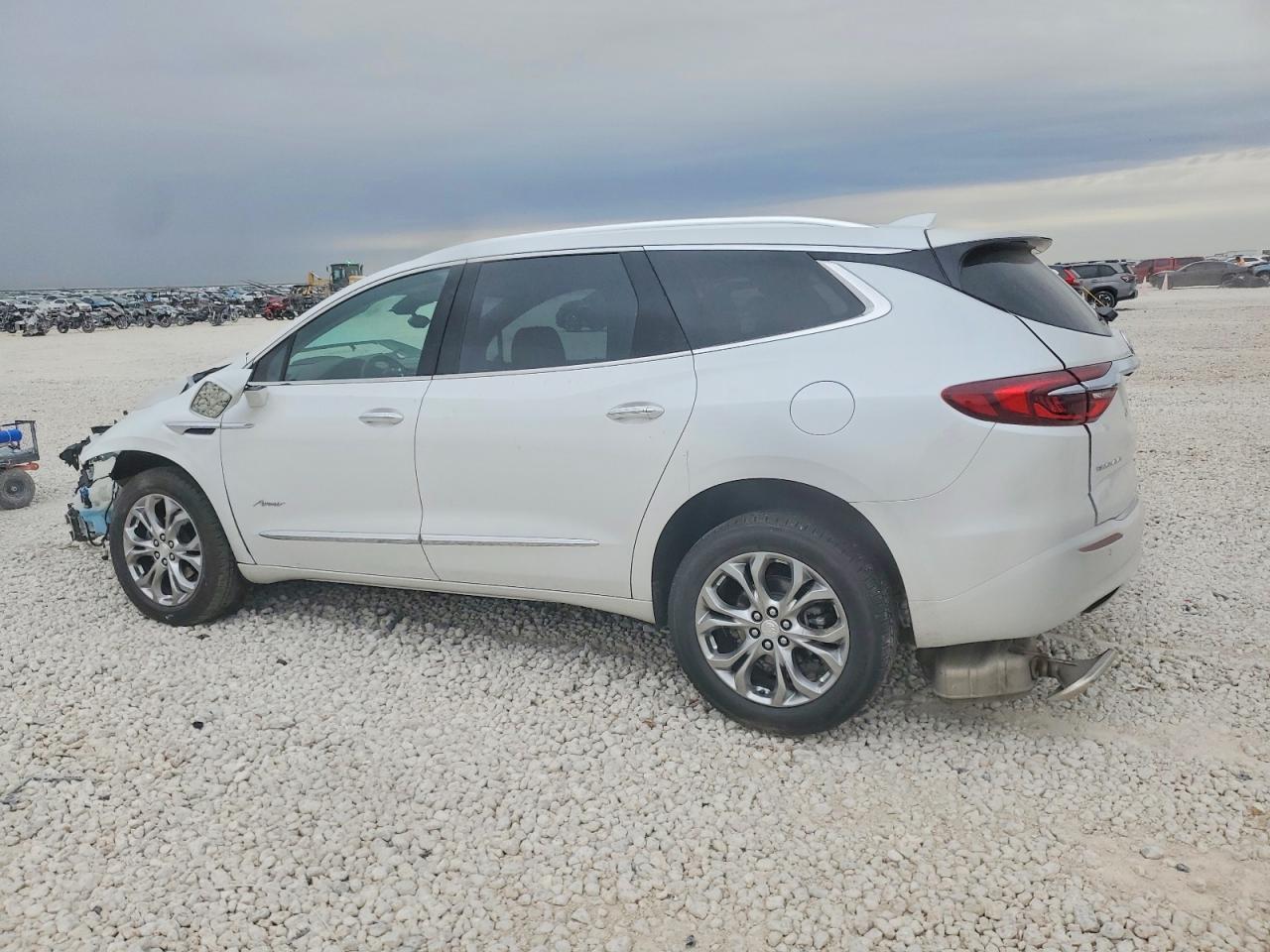 2020 Buick Enclave Avenir - Image 2