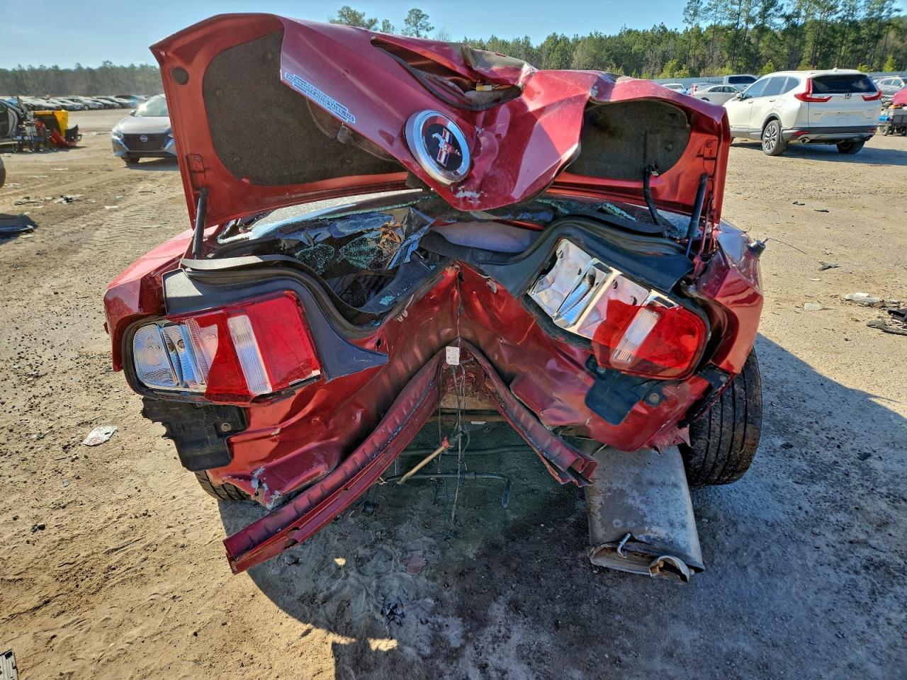 2011 Ford Mustang - Фото 6