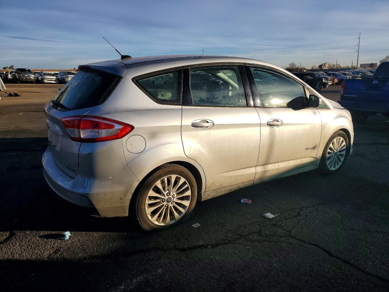 2018 Ford C-Max Se - Фото 3