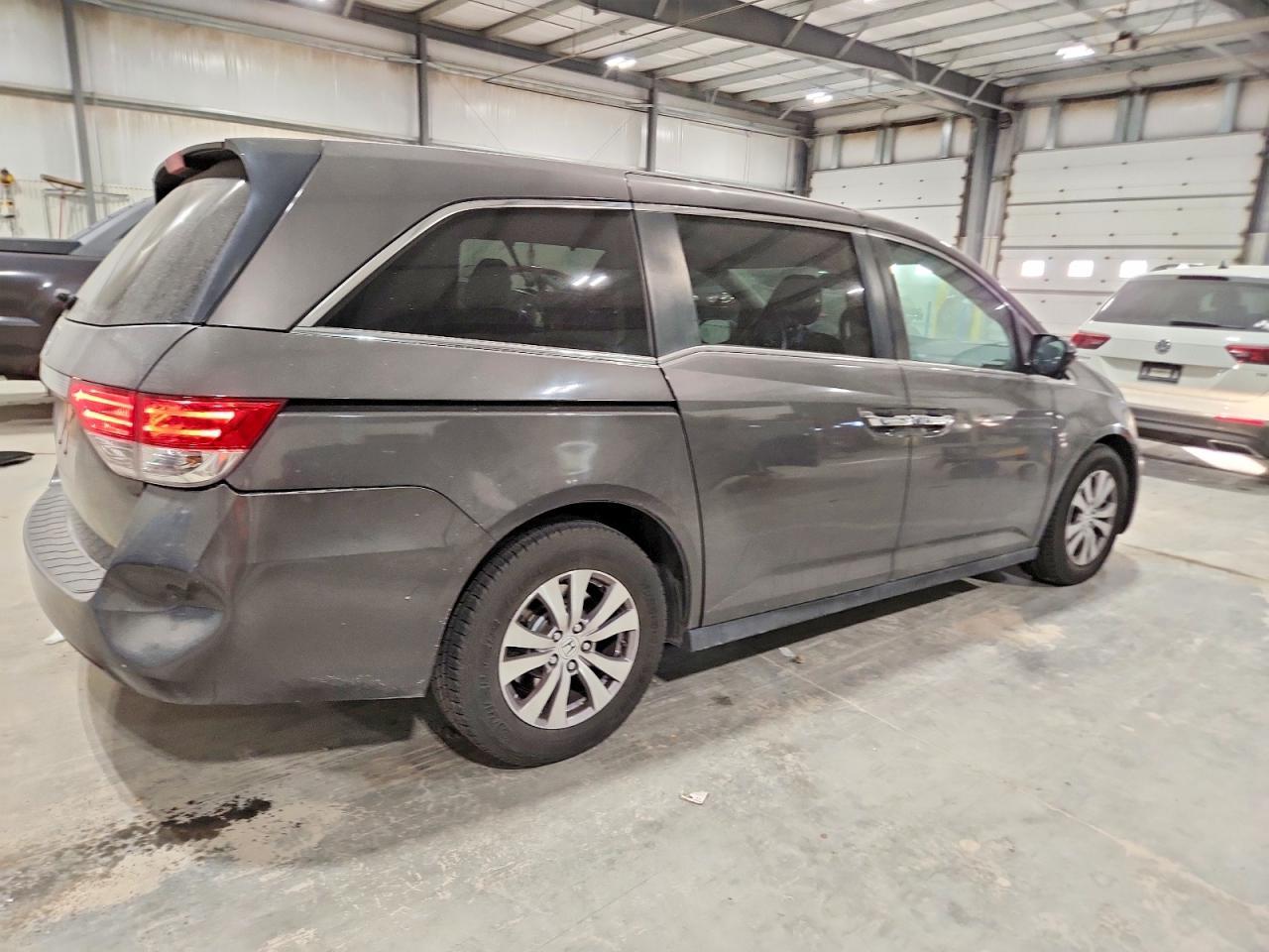 2014 Honda Odyssey Exl - Image 3