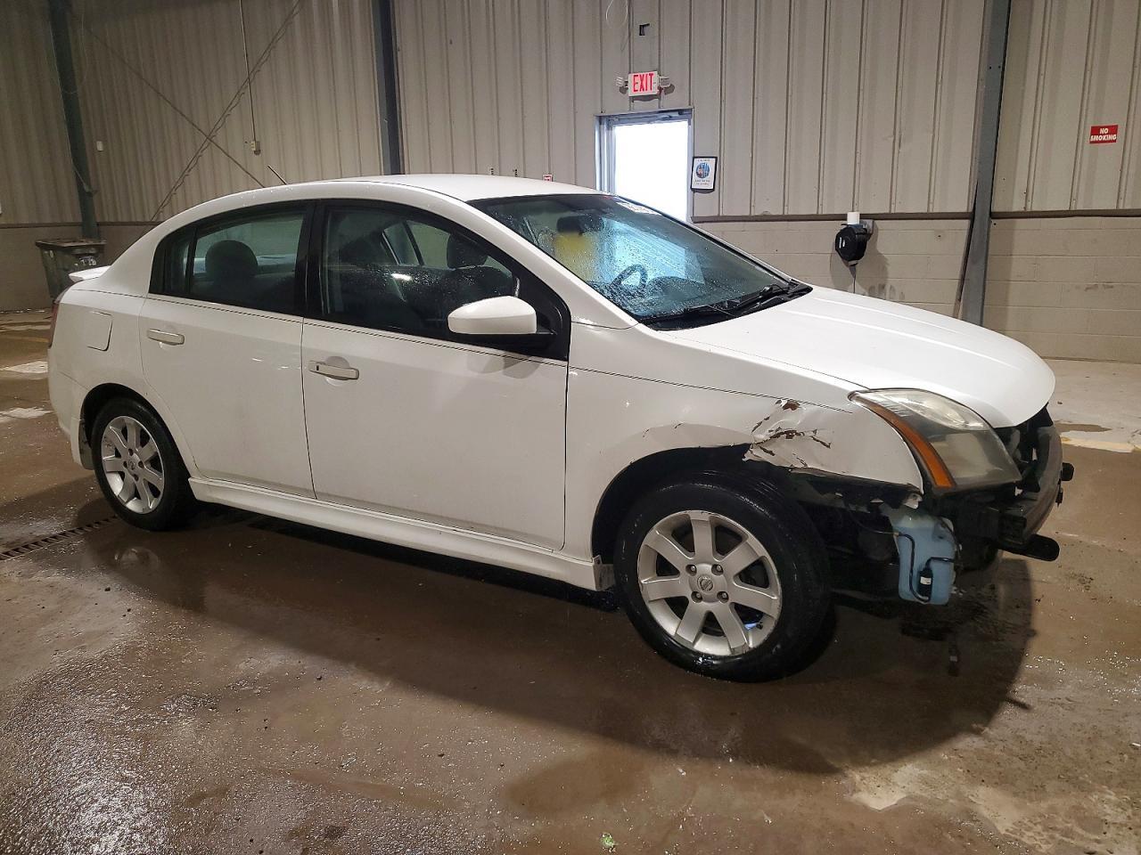 2011 Nissan Sentra 2.0 - Фото 4