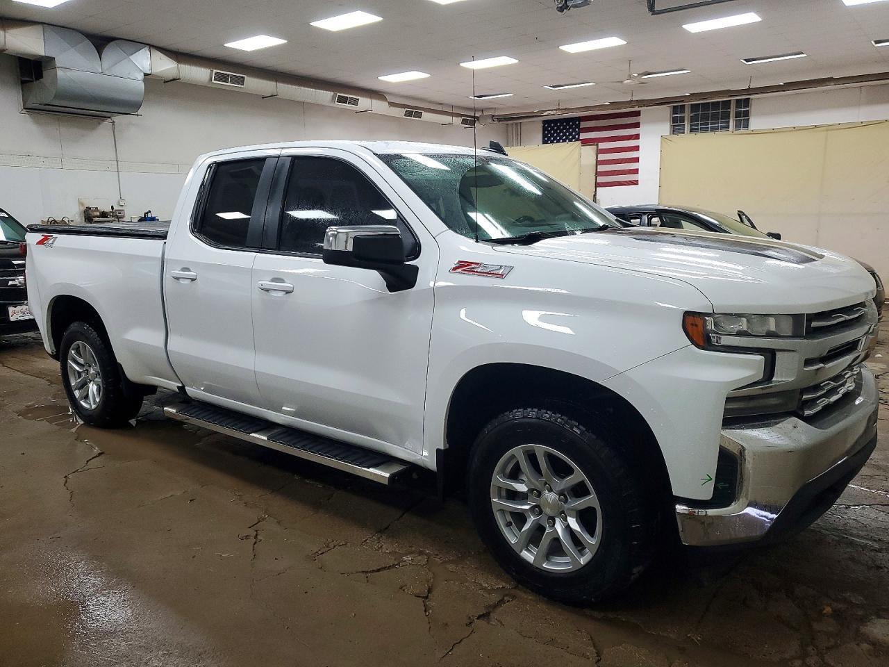2020 Chevrolet Silverado K1500 Lt - Фото 4
