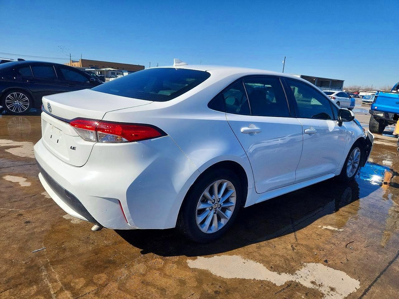 2020 Toyota Corolla Le - Фото 3