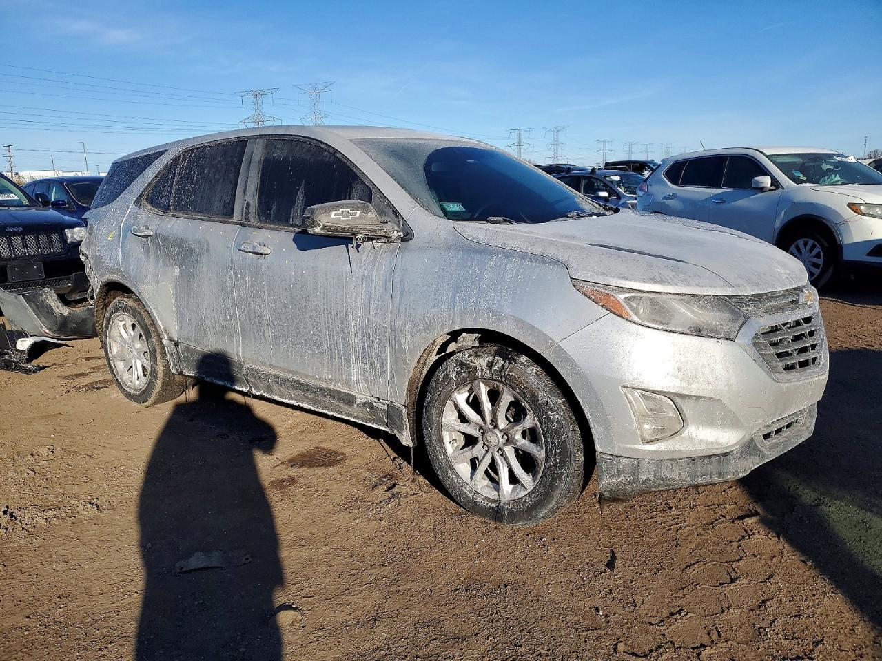 2021 Chevrolet Equinox Ls - Image 4