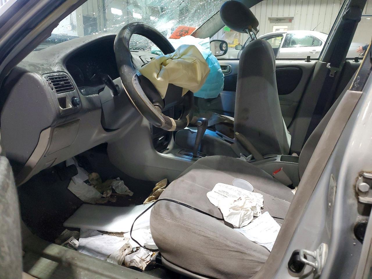 2001 Toyota Corolla Ce - Фото 7