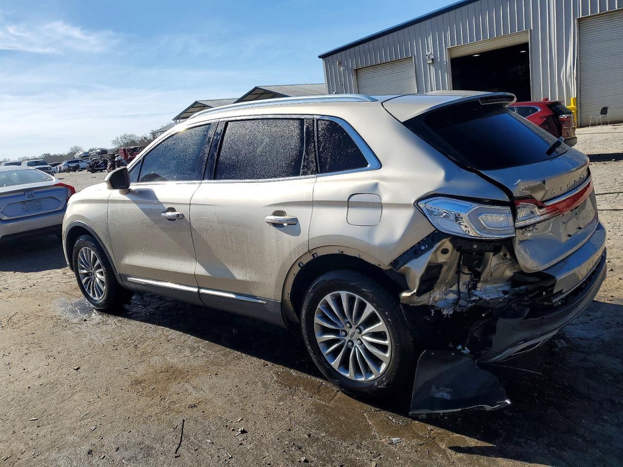 2017 Lincoln Mkx Select - Image 2