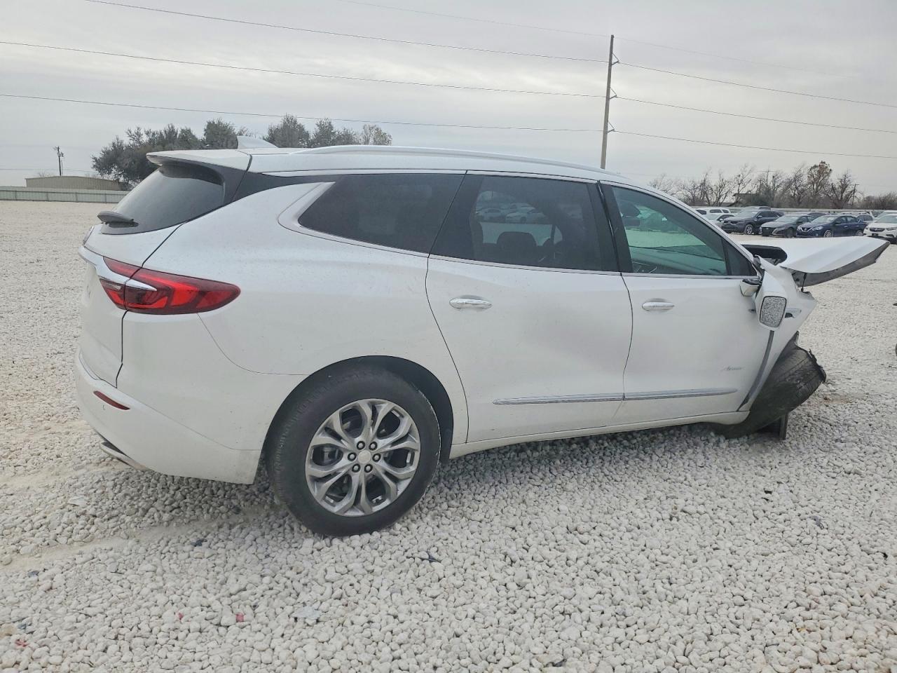 2020 Buick Enclave Avenir - Image 3