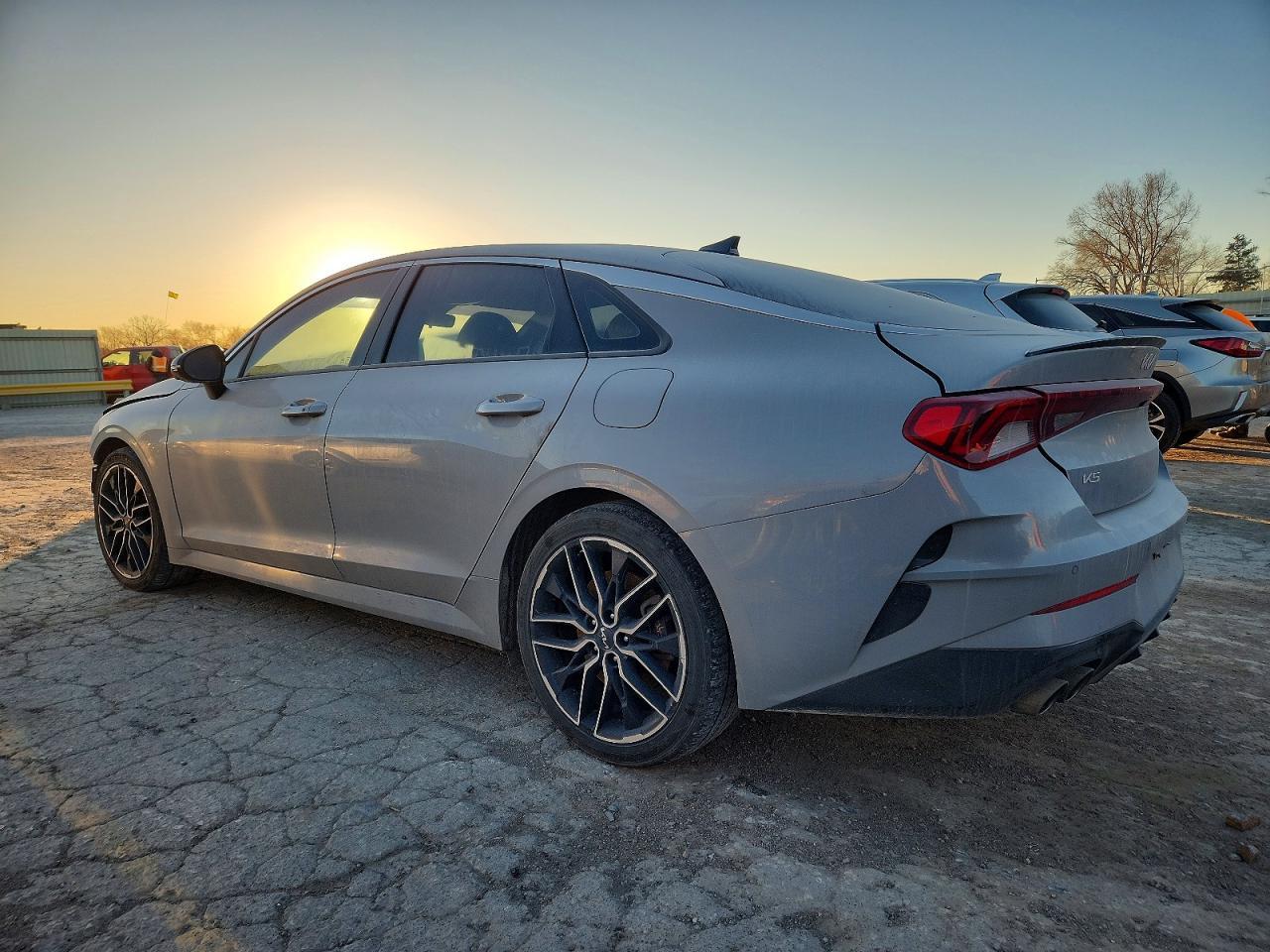 2023 Kia K5 Gt - Фото 2
