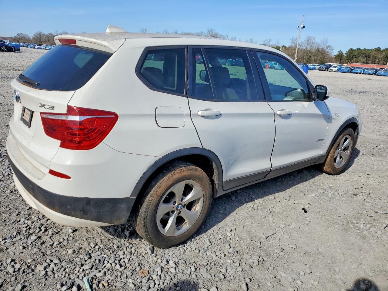 2011 BMW X3 xDrive28I - Фото 3