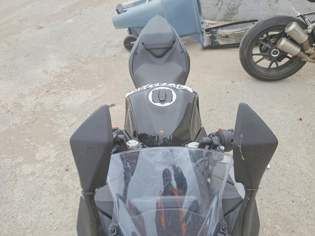 2025 Kawasaki Ex500 - Image 5