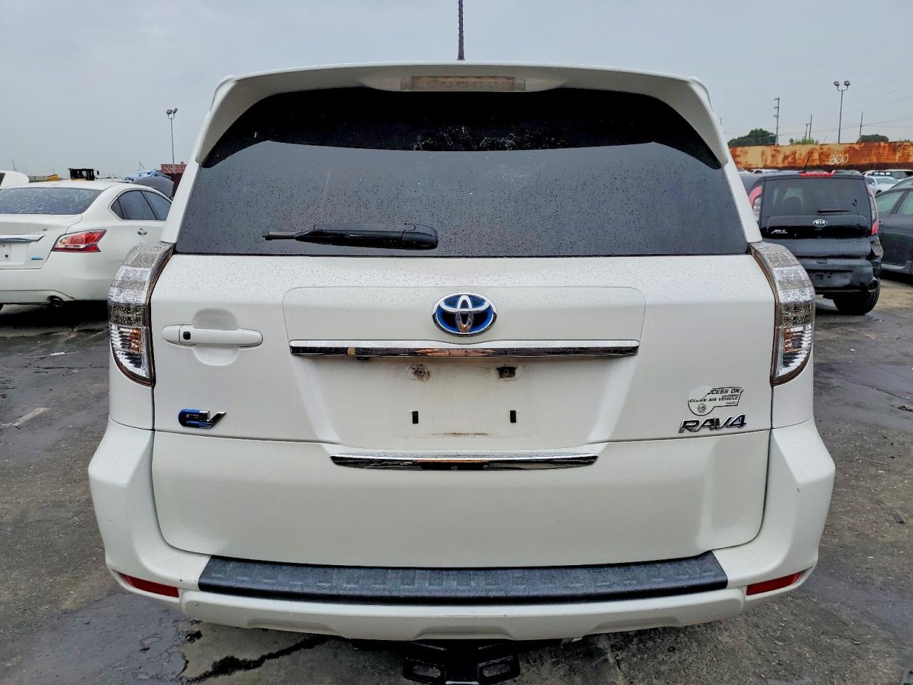 2013 Toyota Rav4 Ev - Image 6