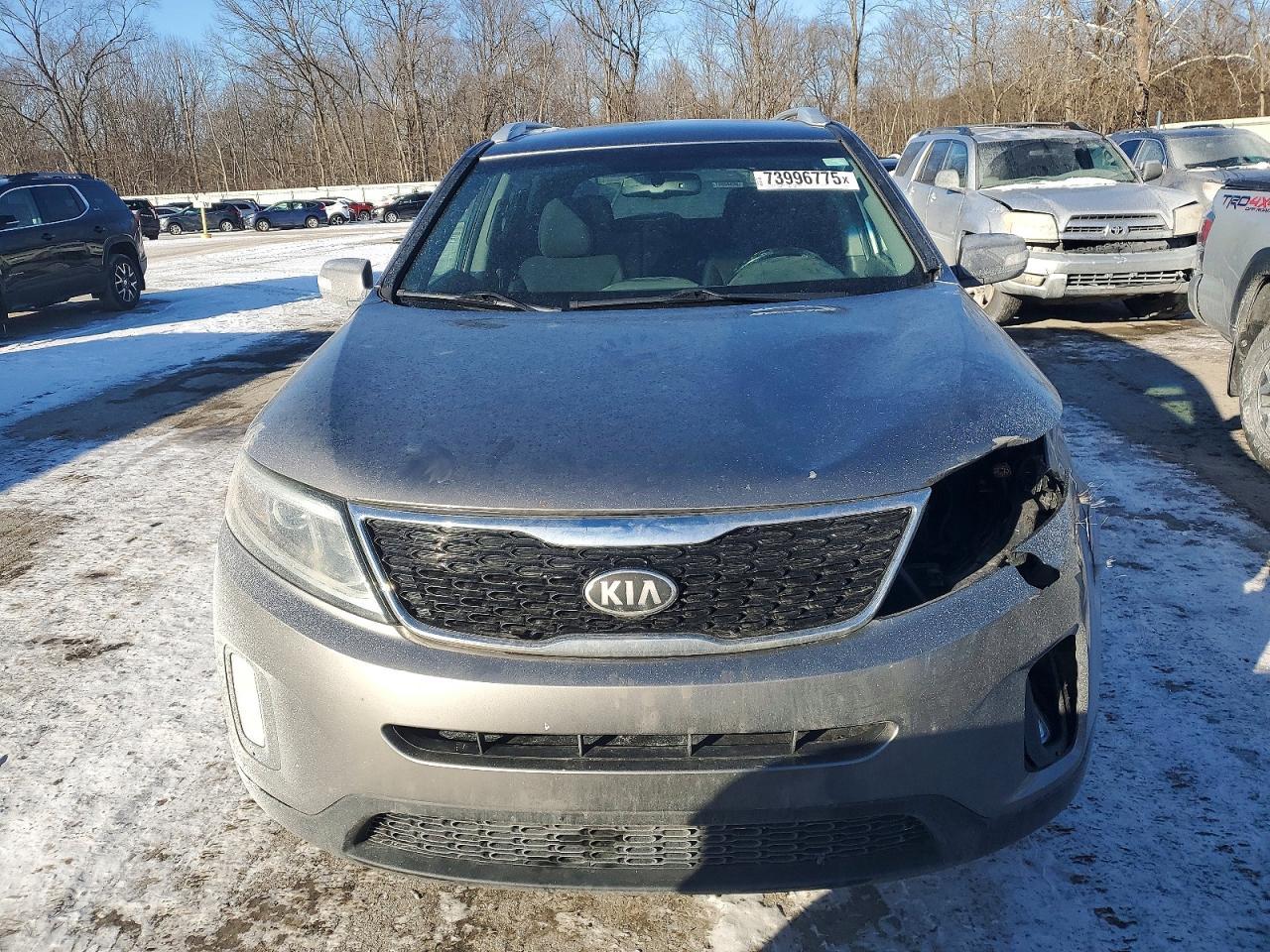 2014 Kia Sorento Lx - Image 5