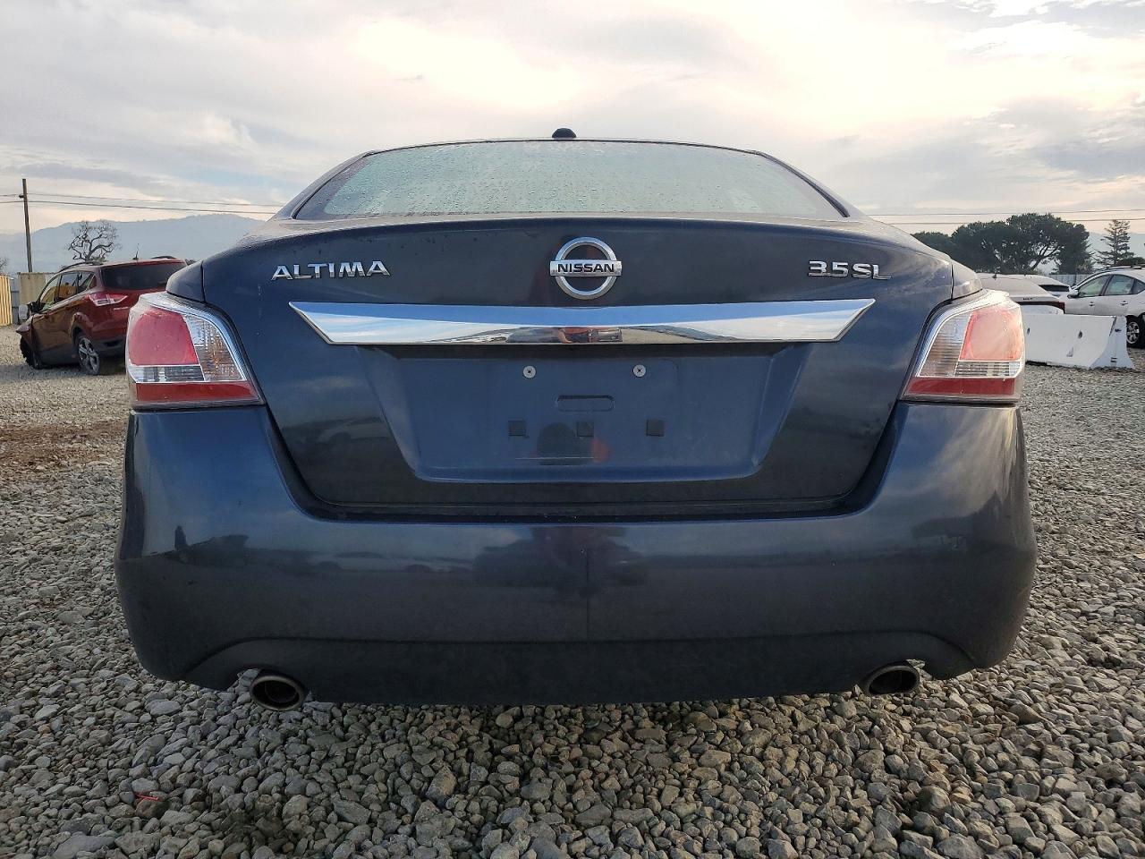2015 Nissan Altima 3.5S - Фото 6