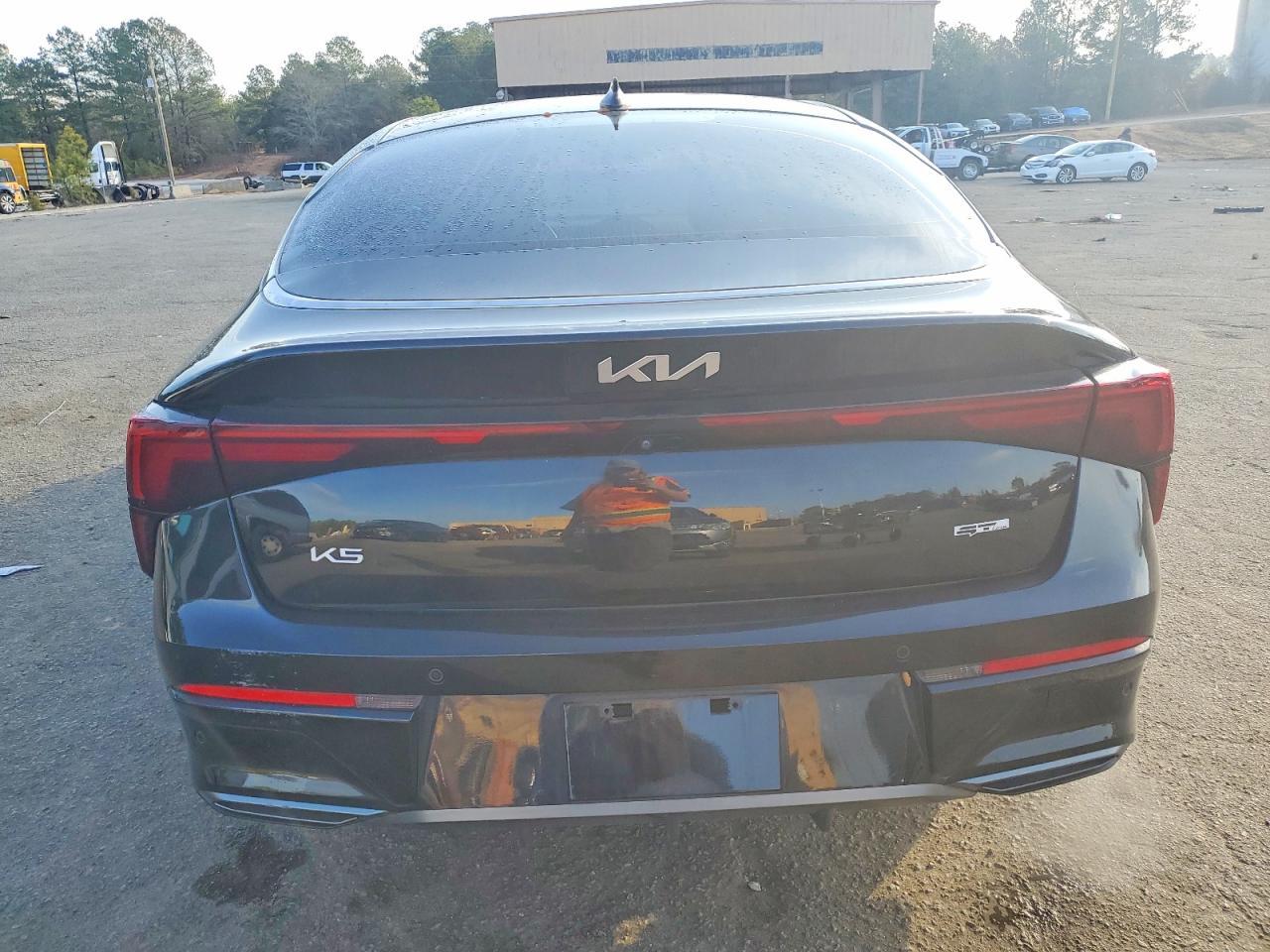 2025 Kia K5 Gt Line - Image 6
