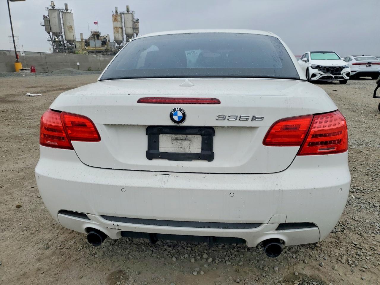 2011 BMW 335 Is - Фото 6