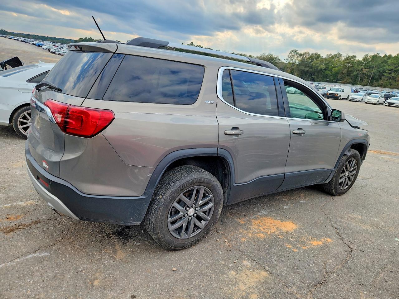 2019 GMC Acadia Slt-1 - Image 3
