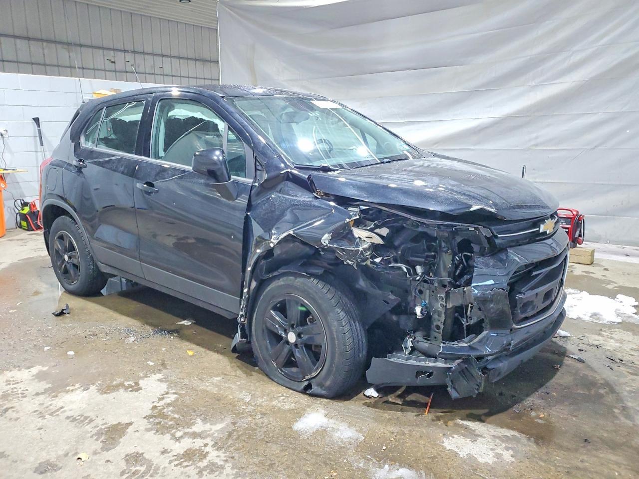 2018 Chevrolet Trax Ls - Image 4