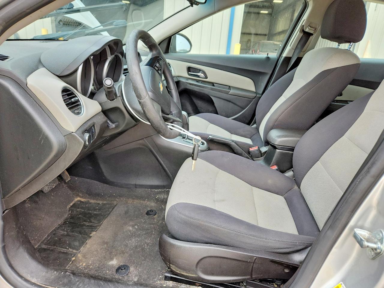 2013 Chevrolet Cruze Ls - Фото 7