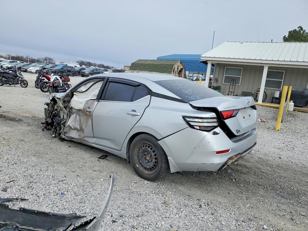 2020 Nissan Sentra S - Image 2