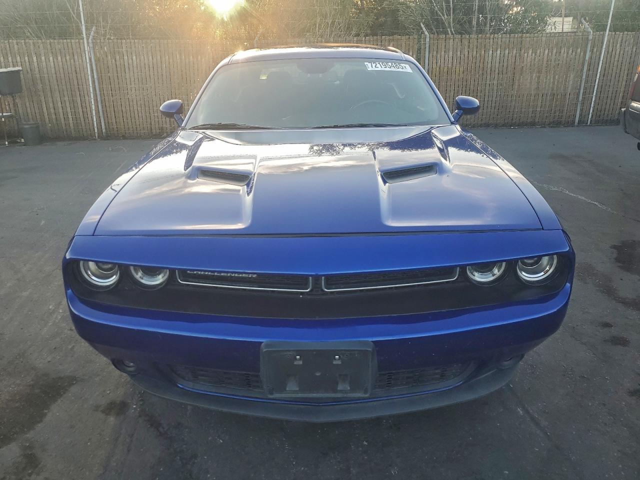 2021 Dodge Challenger Sxt - Image 5