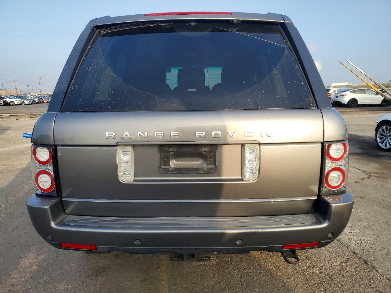 2010 Land Rover Range Rover Hse - Image 6