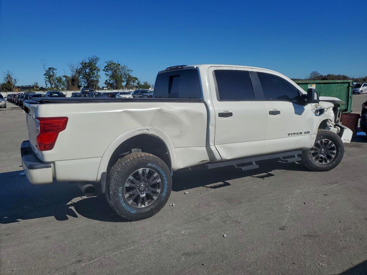 2019 Nissan Titan Xd Sl - Фото 3