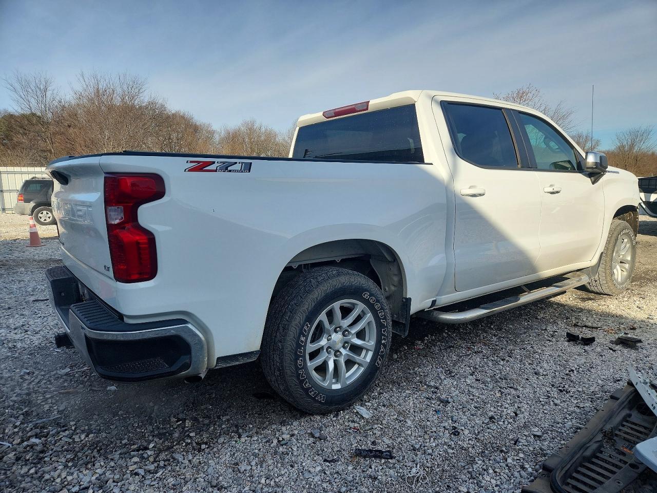 2020 Chevrolet Silverado K1500 Lt - Image 3