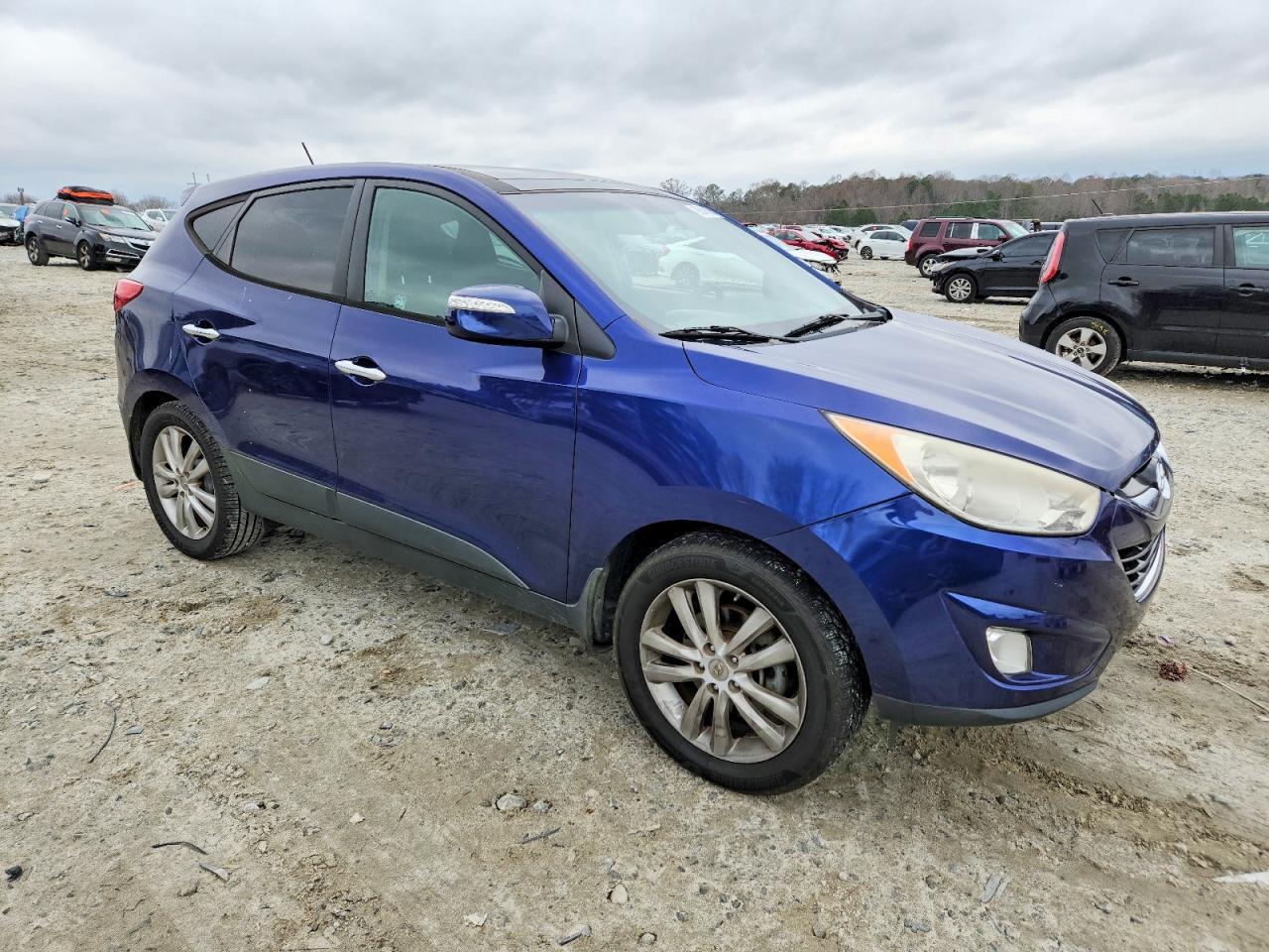 2012 Hyundai Tuscan - Фото 4