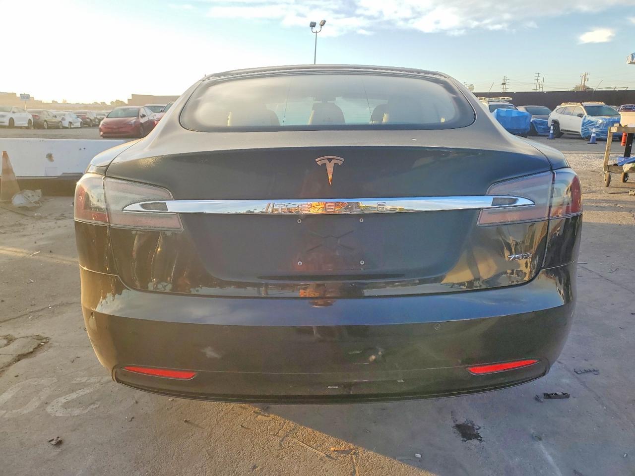 2018 Tesla Model S - Image 6