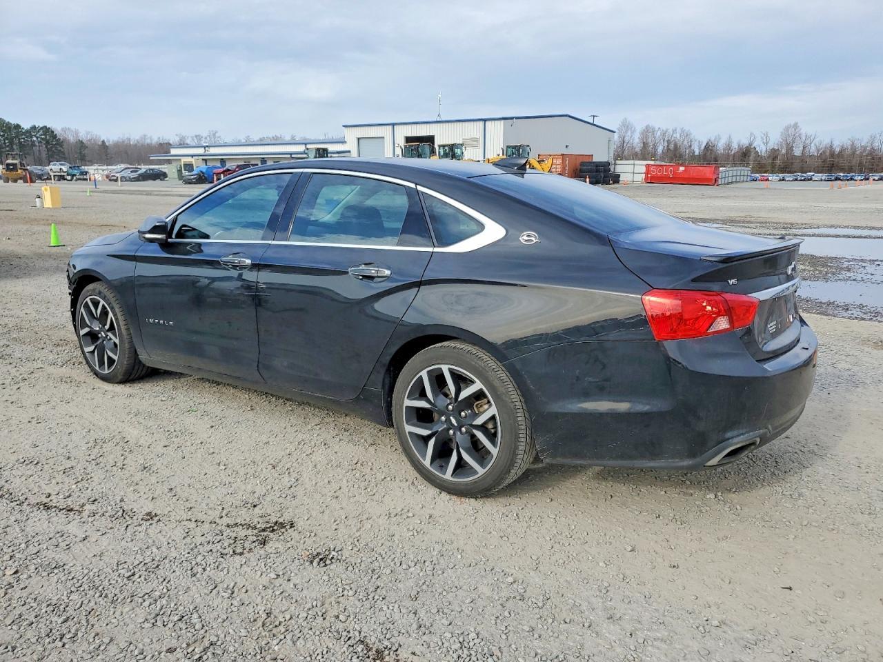 2018 Chevrolet Impala Premier - Image 2