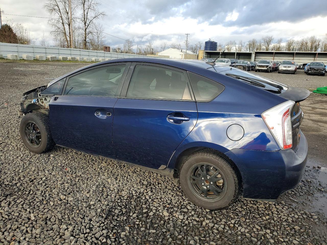 2013 Toyota Prius Four - Фото 2