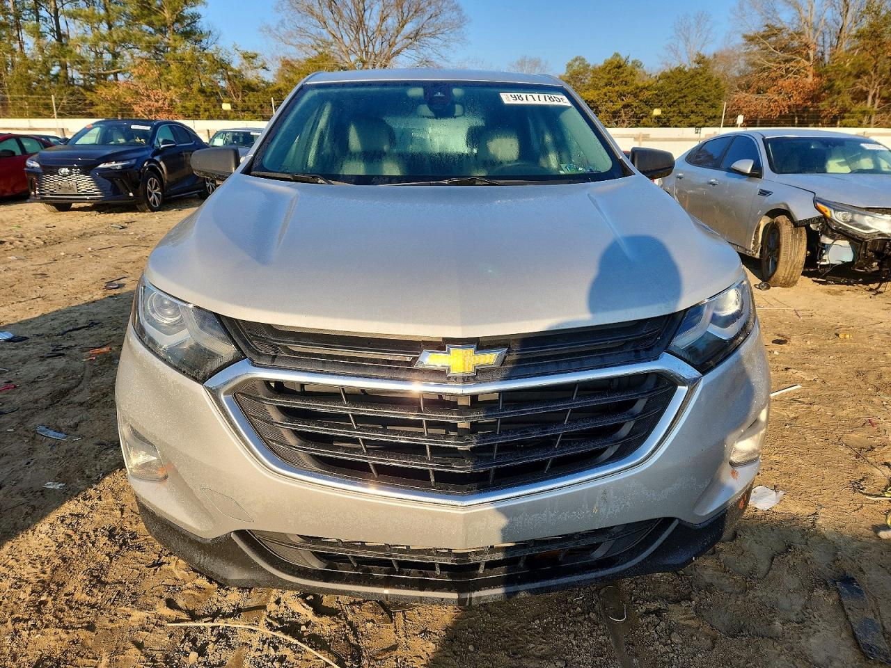 2020 Chevrolet Equinox Ls - Image 5
