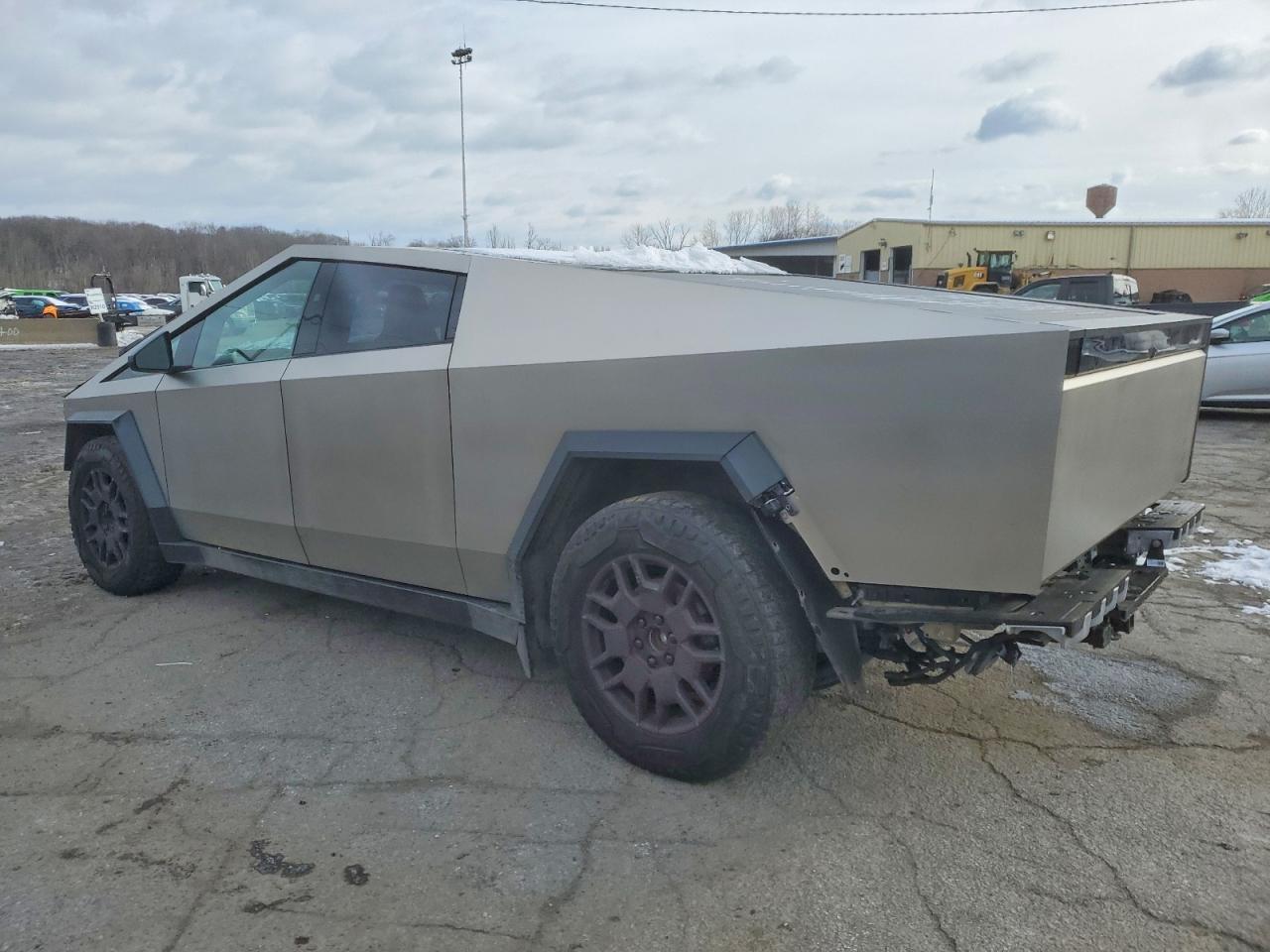2024 Tesla Cybertruck - Фото 2