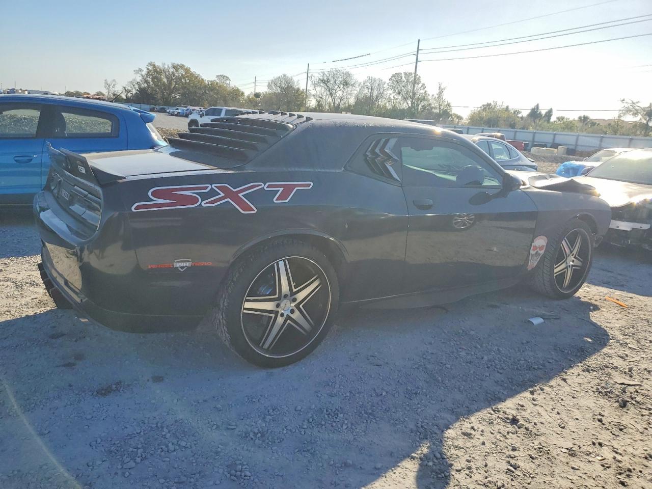 2018 Dodge Challenger Sxt - Image 3