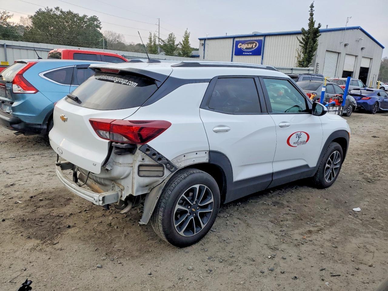 2025 Chevrolet Trailblazer Lt - Image 3