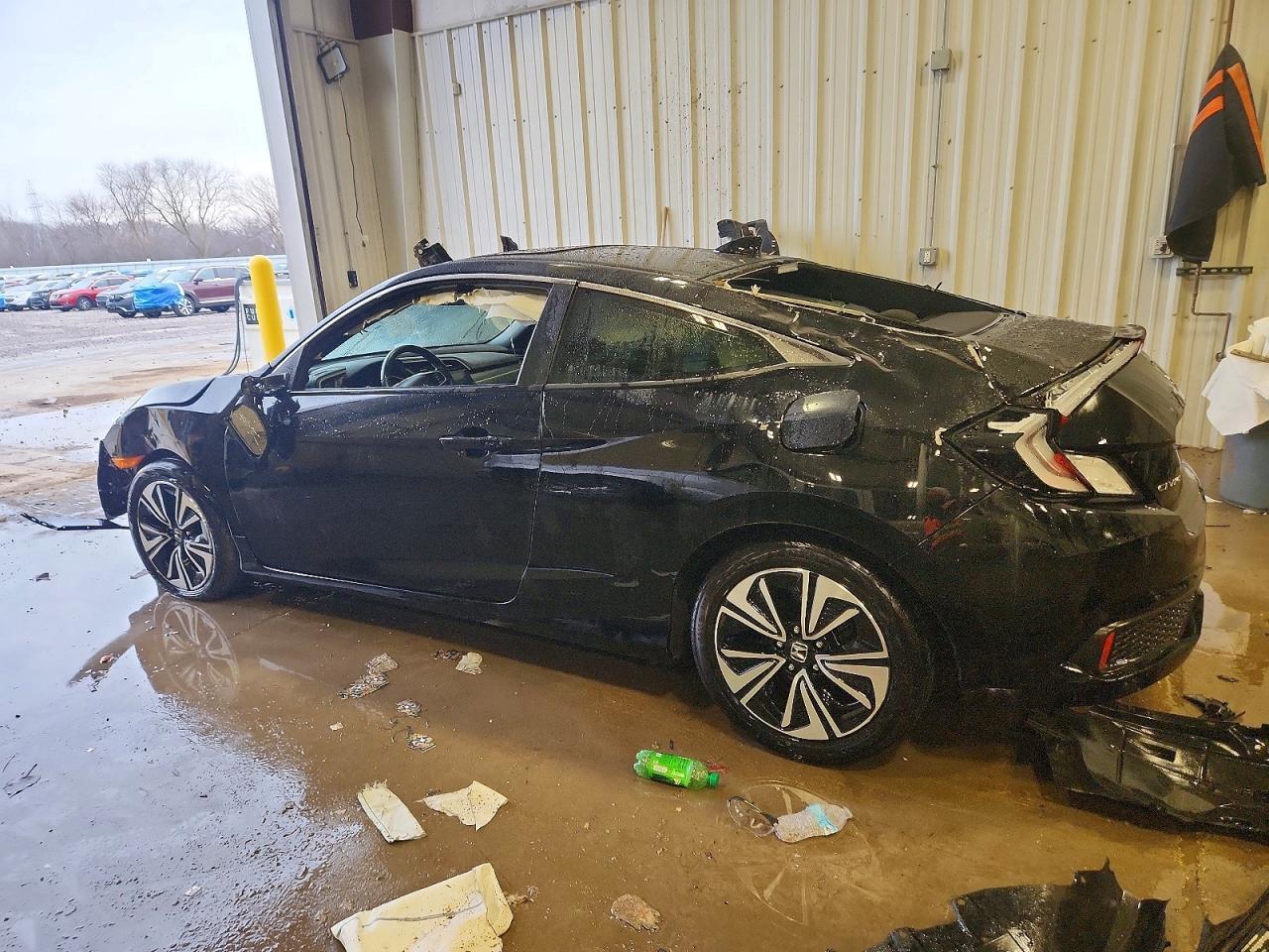 2018 Honda Civic Ex - Image 2