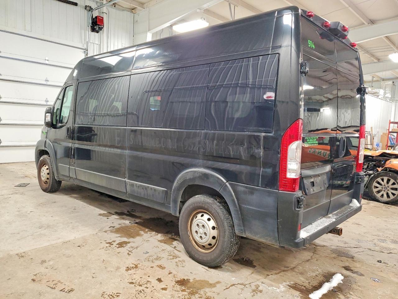 2019 Ram Promaster 2500 High Roof Passen Limousine - Фото 2
